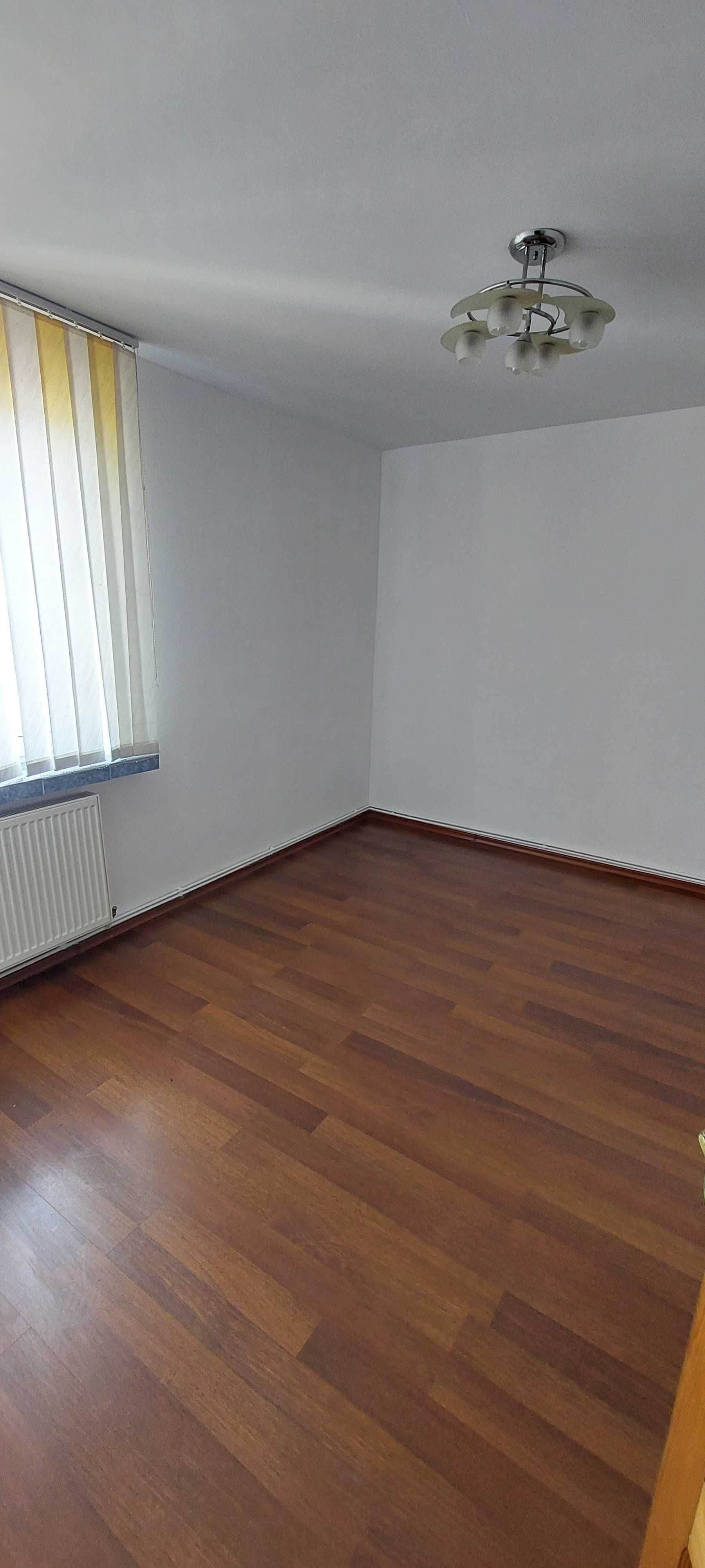 Apartament 3 camere Piatra Neamt, Maratei