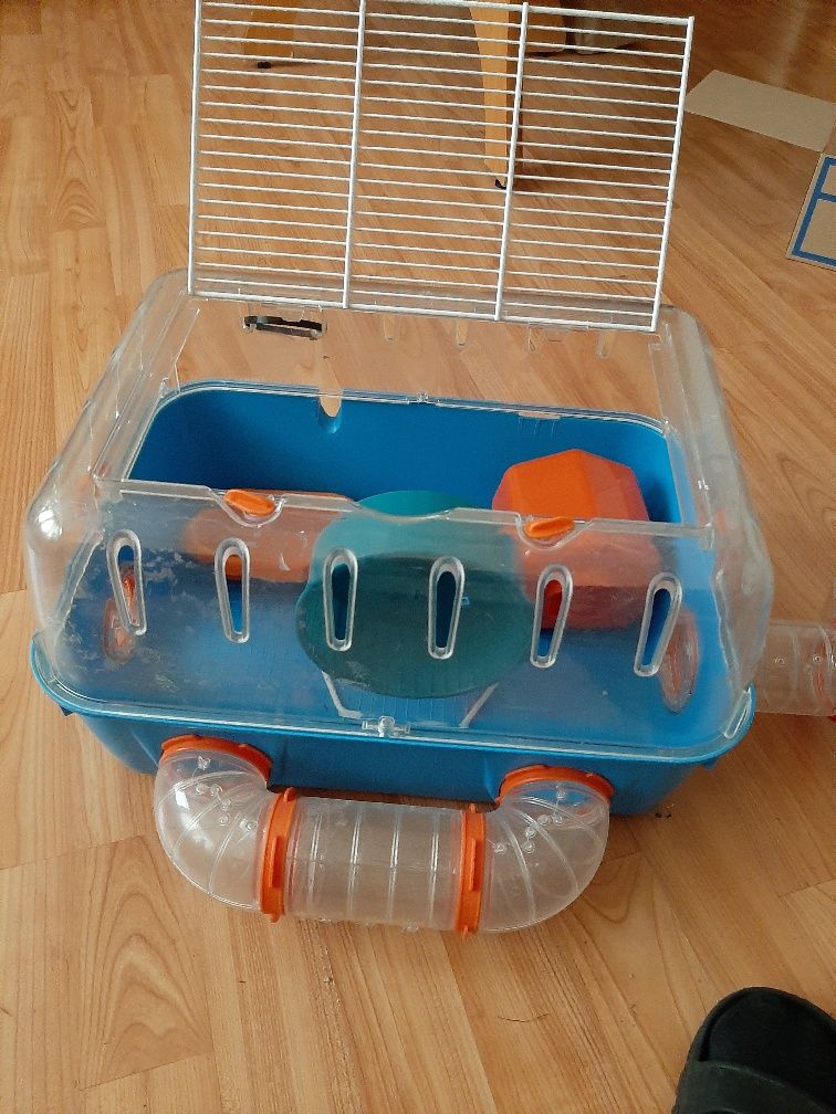 Cușcă cu două compartimente pentru hamsteri