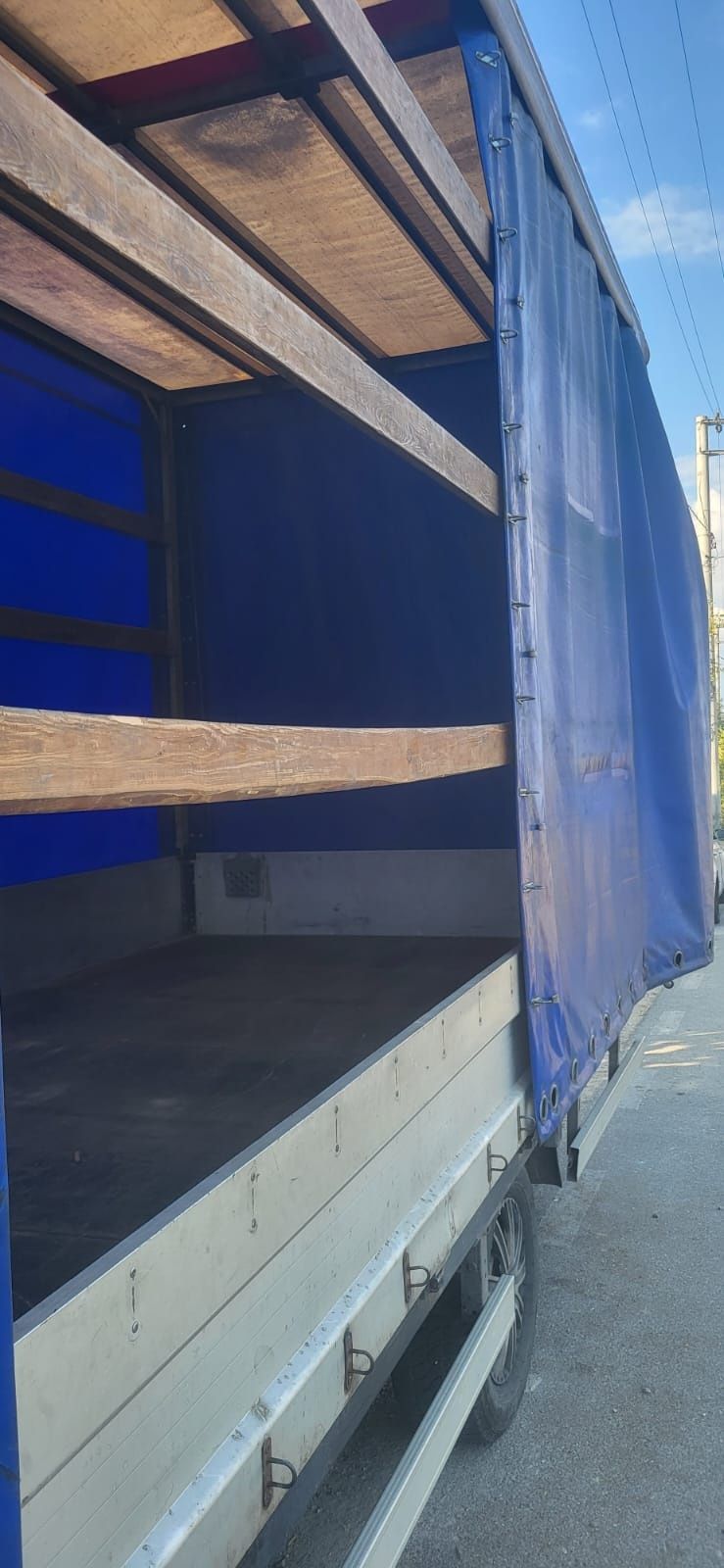 Vând Ford Transit 2.4