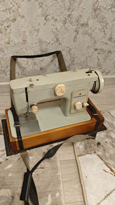 Швейная машинка, рабочая
