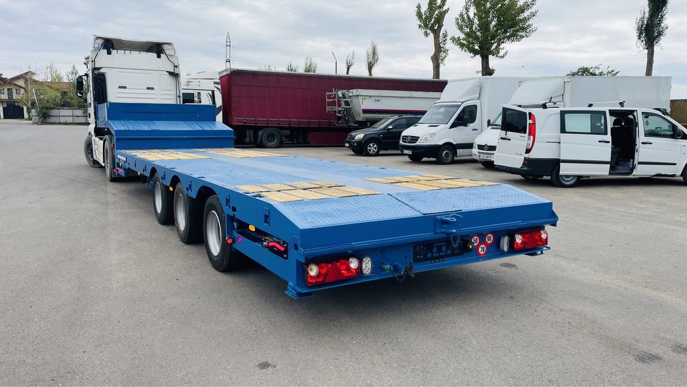 Trailer extensibil 3 axe Pret negociabil