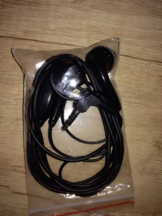 căști telefon noi