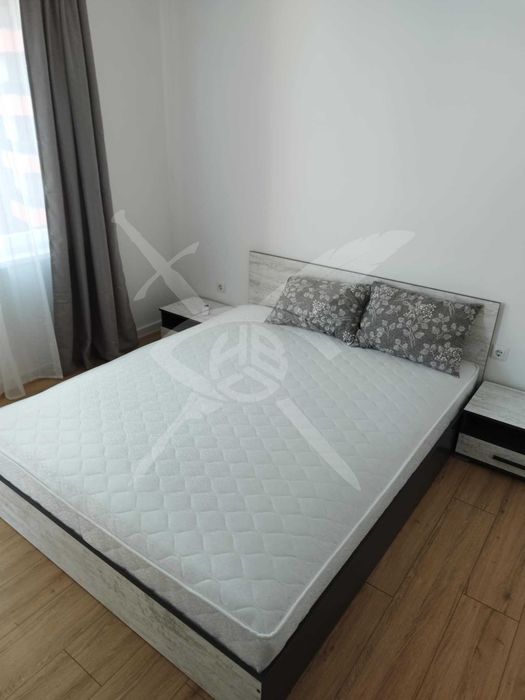 Дава се под наем Тристаен апартамент в Варна, Трошево - 97 кв.м за 700 € - Снимка #2