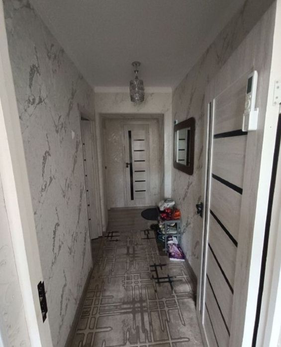 Продам квартиру 2-3 комнатную Авиасозлар-4,метро Яшнабад.