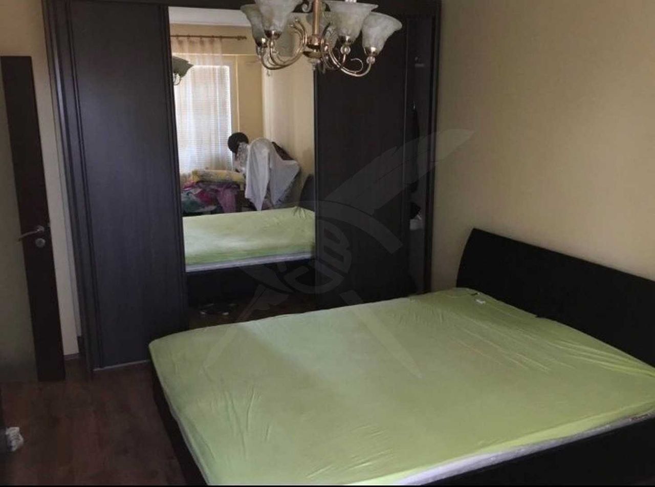 Продава се Тристаен апартамент в Варна, Младост 1 - 72 кв.м за 2084 €/кв.м - Снимка #1