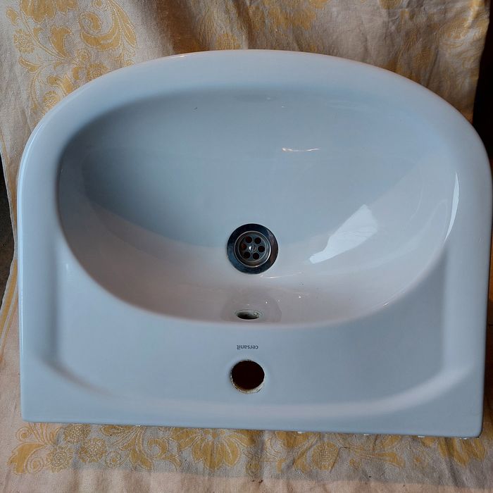 Раковина для ванной