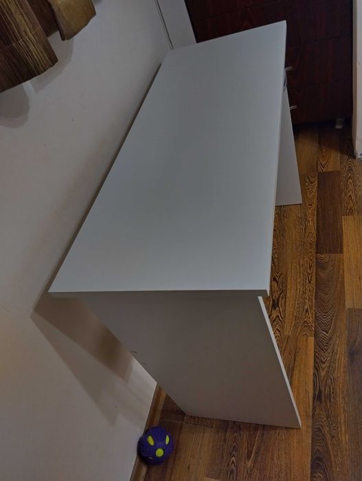 Бюро, семпло, здраво