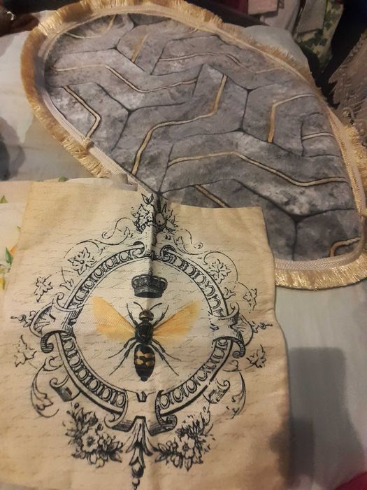 Covoras și 3 buc fete de pernă