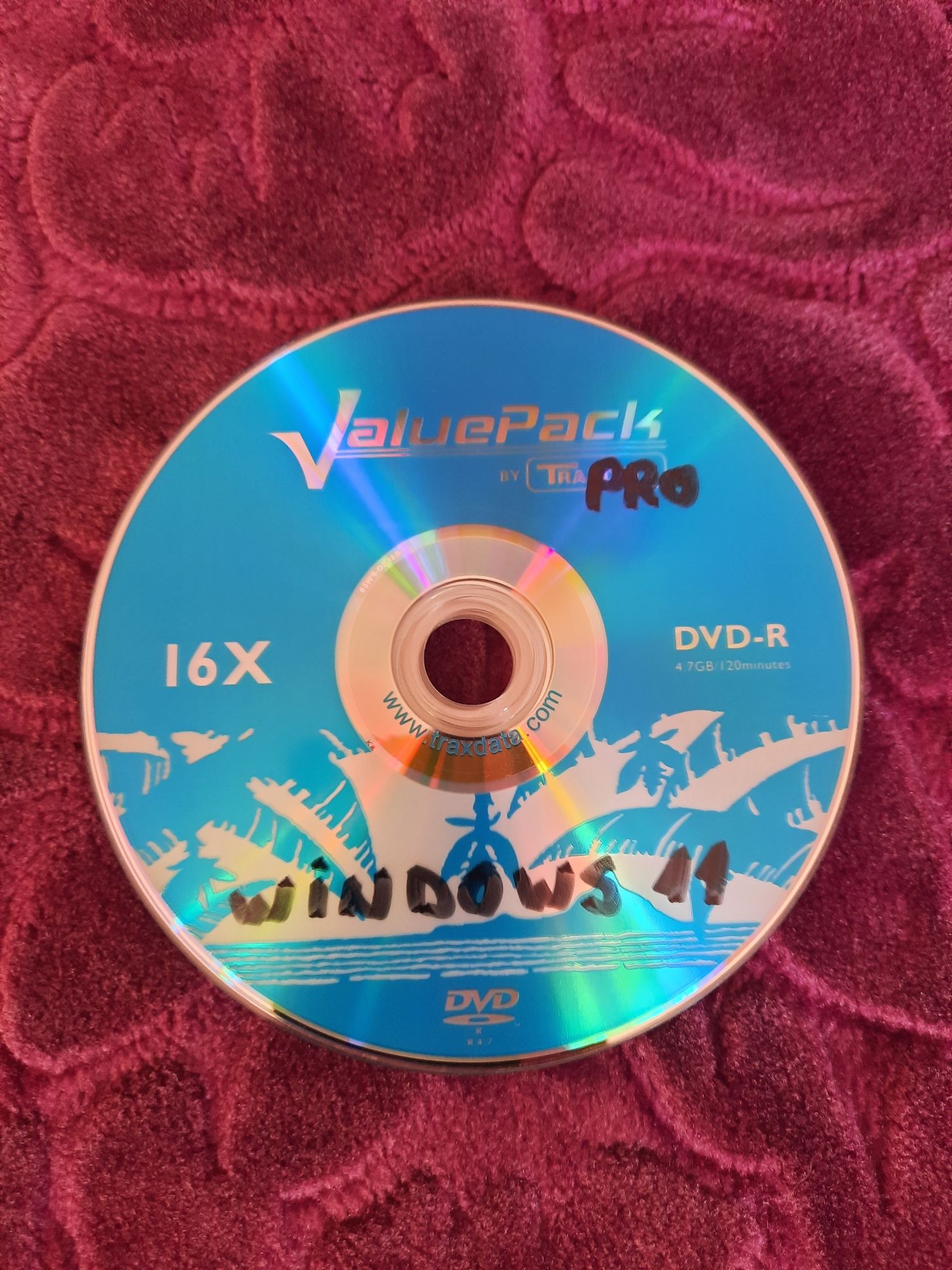 Vând dvd windows 7, 8.1, 10, 11