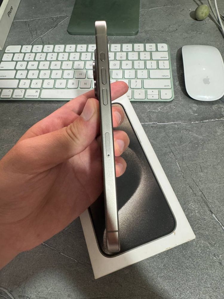 Iphone 15 pro max 256 gb ideal