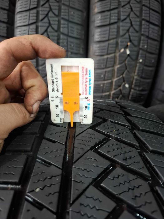 2 Зимни гуми Континентал 215/55/17 ДОТ20 (безплатно поставяне)