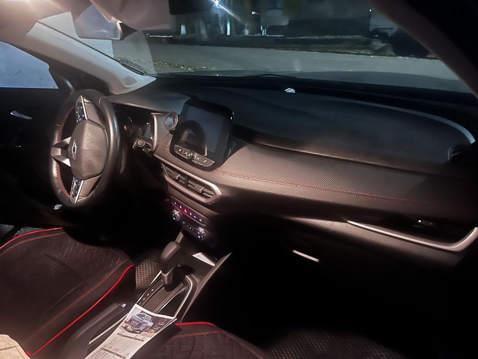 Продам Chevrolet Tracker 2 Premier Redline