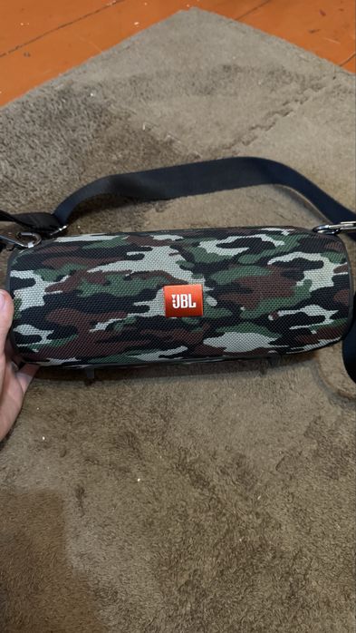 Колонка JBL xtreme и наушники JBL LIVE оригинал б/у