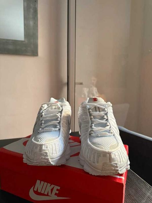 Nike shox TL white metallic silver EU38