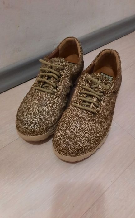 Дамски обувки и Дамски сандали естествена кожа