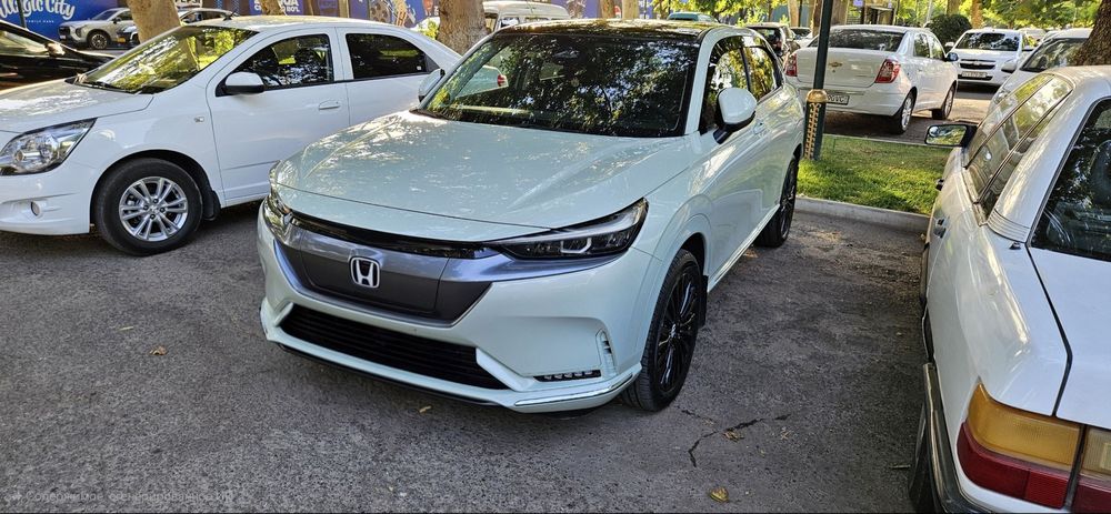 Продам электромобиль Honda enp1