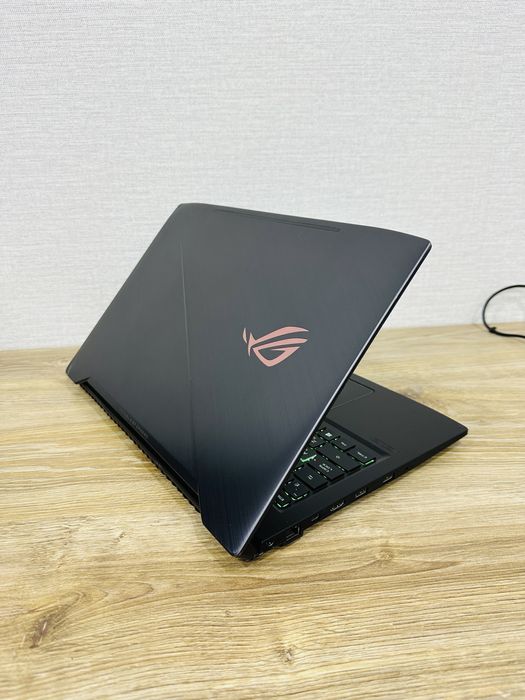 ASUS ROG Strix Core i7-12 Ядер+GTX-1050Ti Мощный, Игровой ноутбук