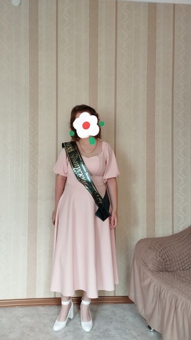 Продаю платье, в отличном состоянии. Покупали на выпускной