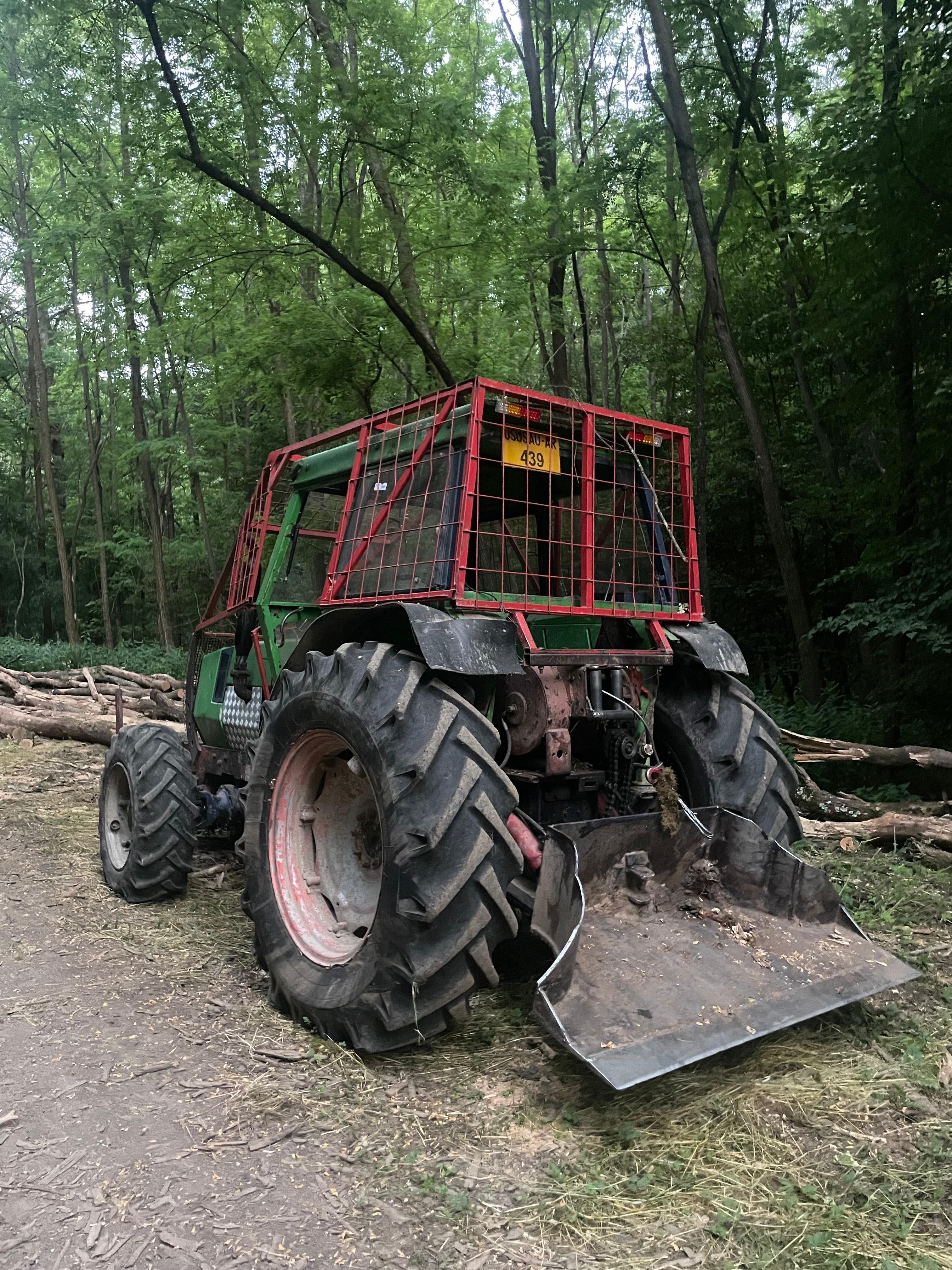 Vând tractor deutz