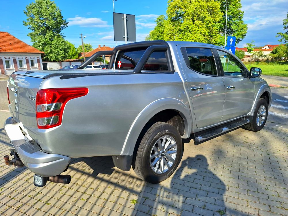 Mitsubishi L200 /Stare Perfecta!!! 133.000 km/2016 Modelul NOU