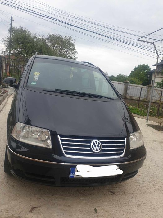Vând Volkswagen Sharan