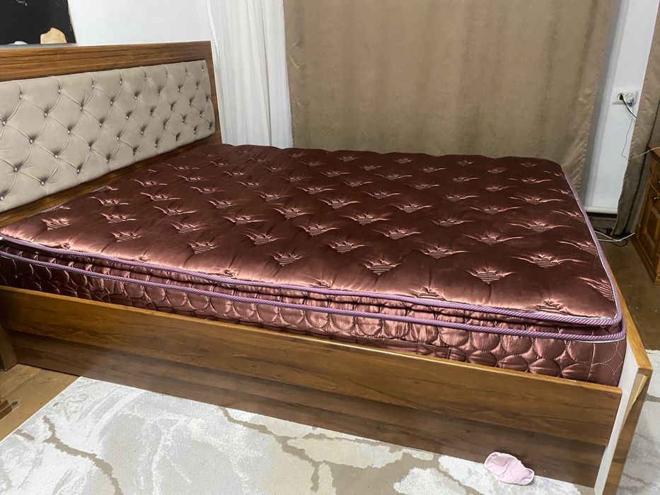 Продам матрас ортопедический 30 см высотой 160х2000