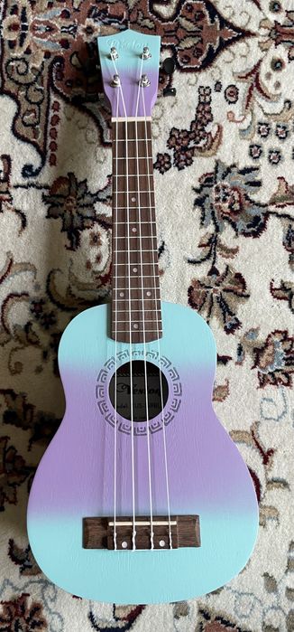 Укулеле, новая. Не использоалась,состояние отличное, в упаковке подар.