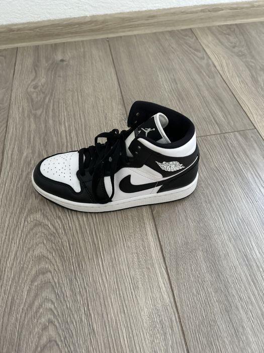 Jordan 1 panda 600 de lei