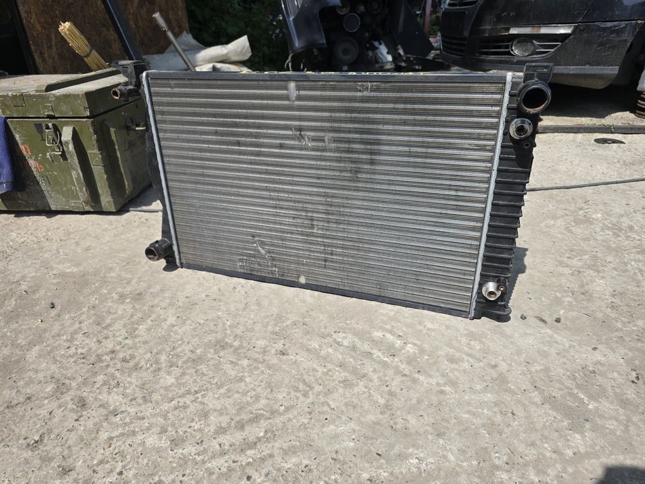 Radiator apa Audi A6 C6  2.7 BPP 3.0 ASB,BMK cutie automata/Manuala