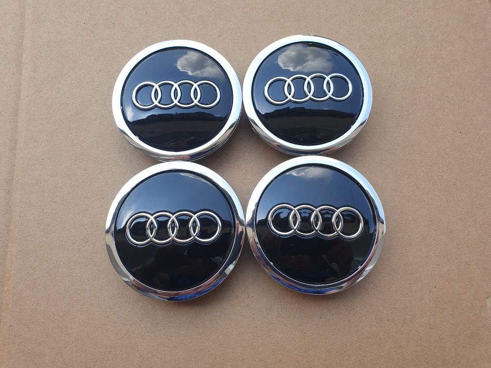 Set capace roti jante aliaj Audi 69 mm gri sau negru