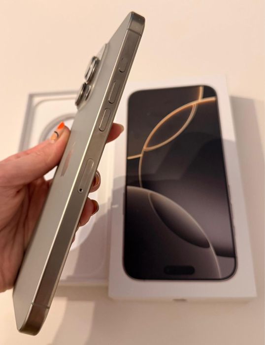 iPhone 16 Pro Max 256GB – Natural Titanium – Ca nou!