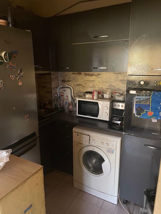 Двустаен апартамент в кв. Ботунец