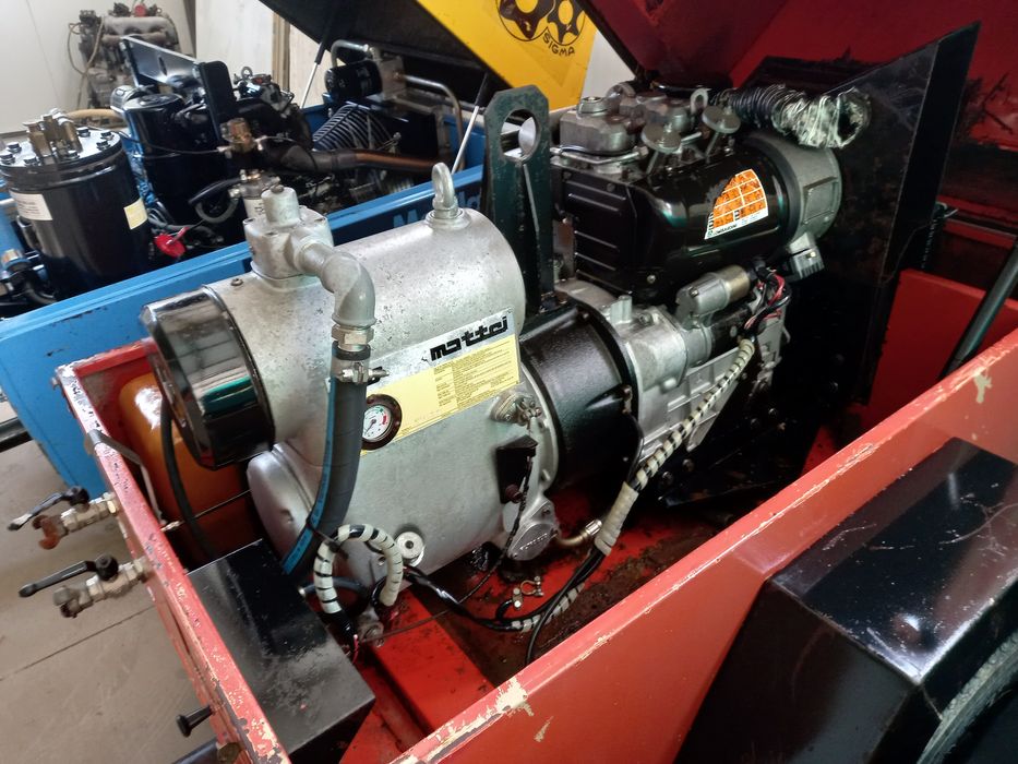 Ca și noi motocompresor diesel 3500litri aer,2400litri aer,3000 litri