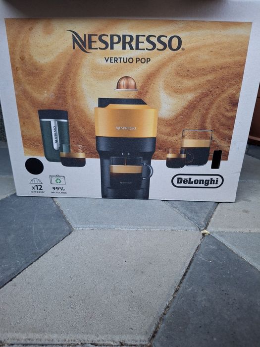 Vand aparate de cafea cu pastile si friteuza. Ieftine.