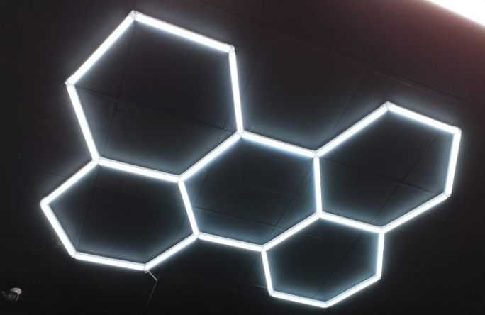Led tavan Honeycomb 5 hexagoane 200w lumina neutra/rece 235x164 cm