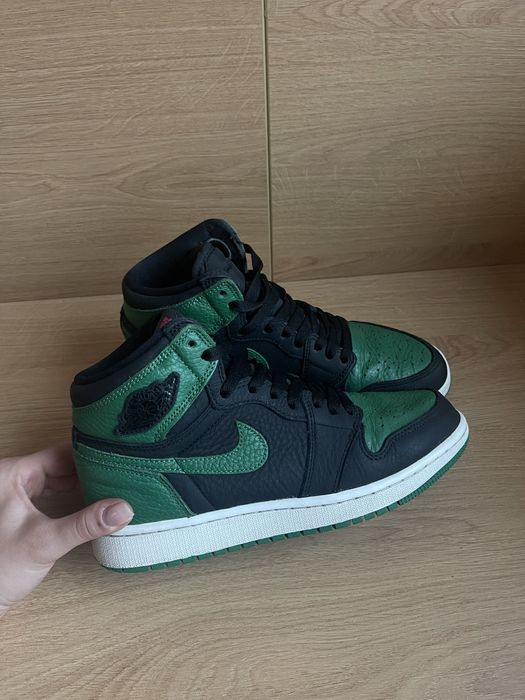 Nike Jordan 1 Retro High Pine Green