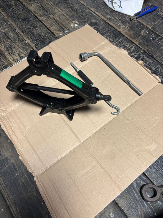 Kit pana cric cheie kia hyundai original