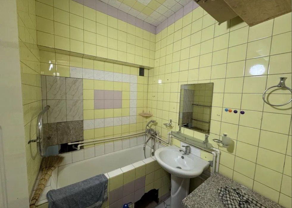 Yunusobod Megaplanet Unversam bozor Arentr metro yaqnida kvartira