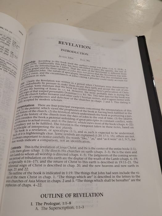 The Ryrie Study Bible