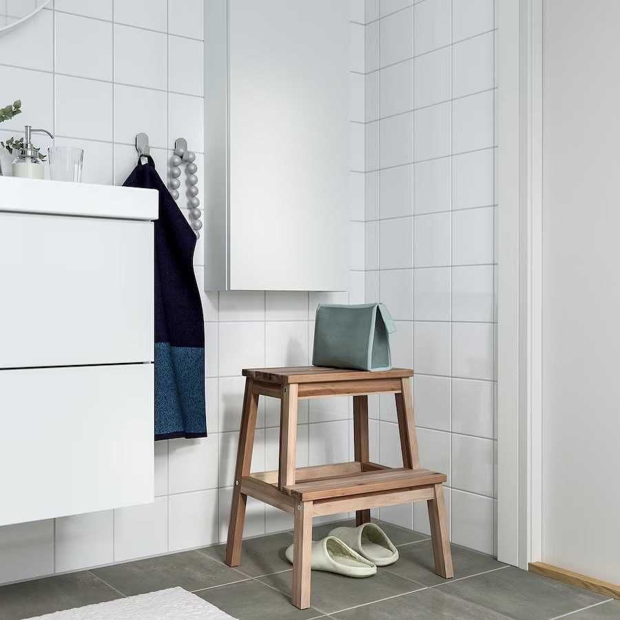 Табурет-стремянка от IKEA (массив акации)! Новый с бирками!