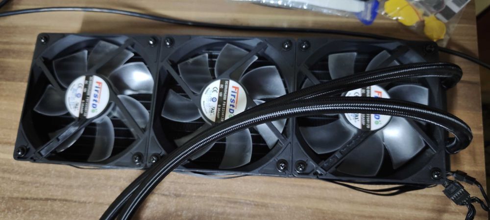 Placă video Sapphire TOXIC AMD Radeon RX 6900 XT 16GB – Răcire pe Apa