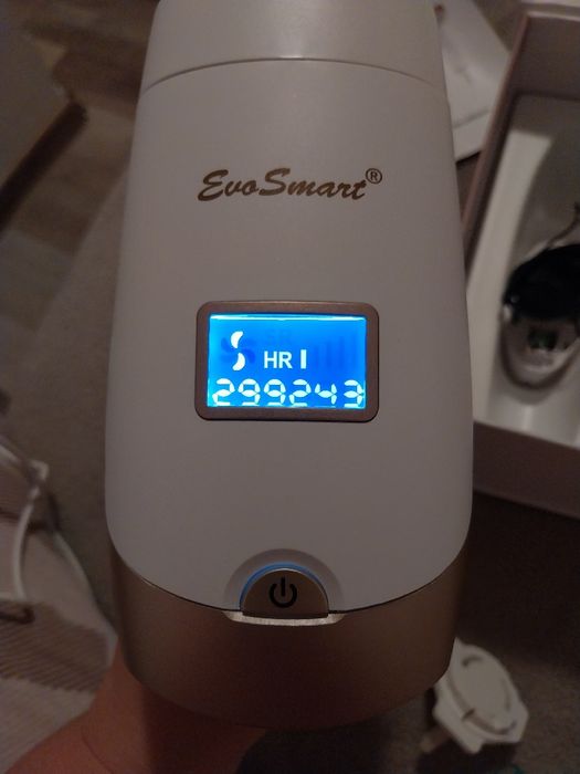 Vând epilator IPL Evosmart