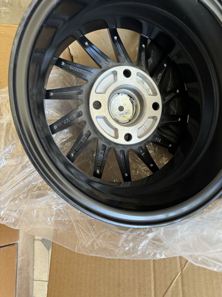 R-13 Vossen янги Диска.