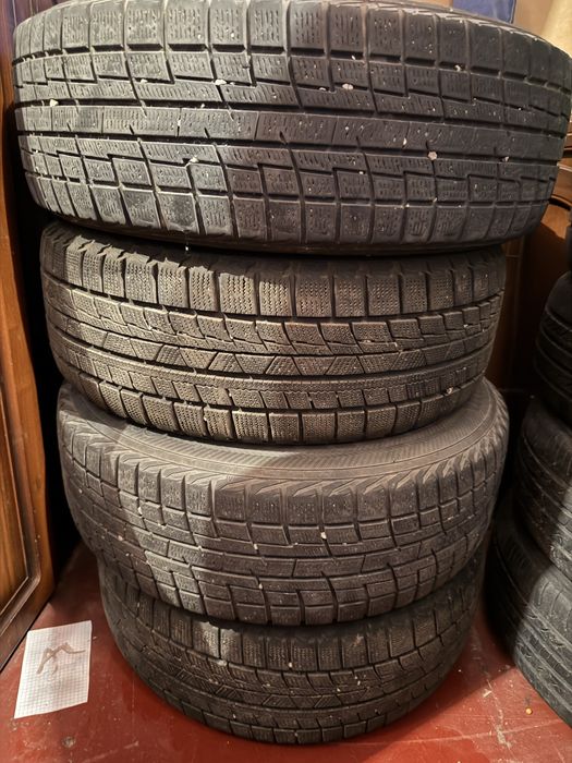 Продам зимнюю резину в комплекти с дисками yokohama 185 65 r15