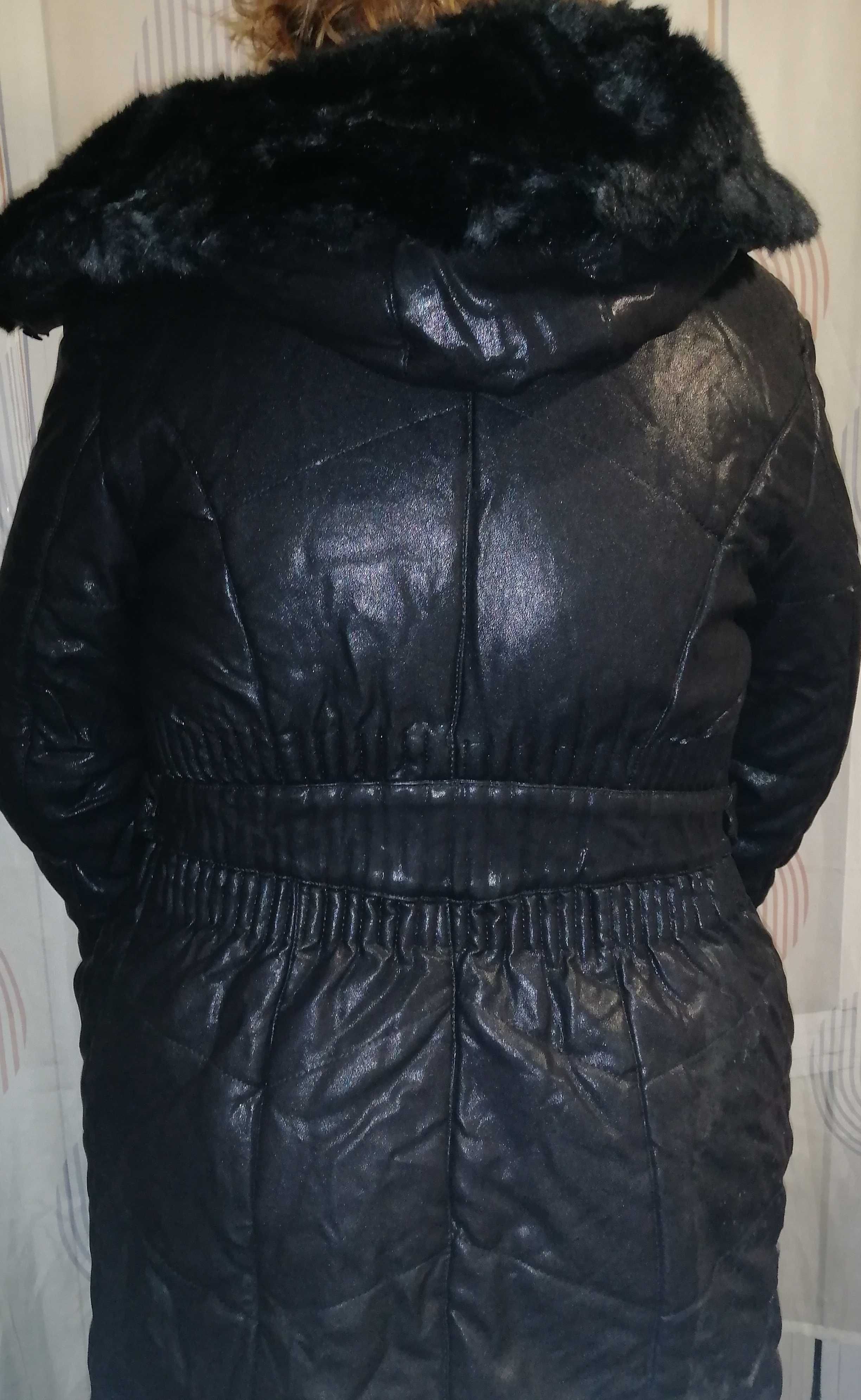 Топло зимно дамско яке с качулка