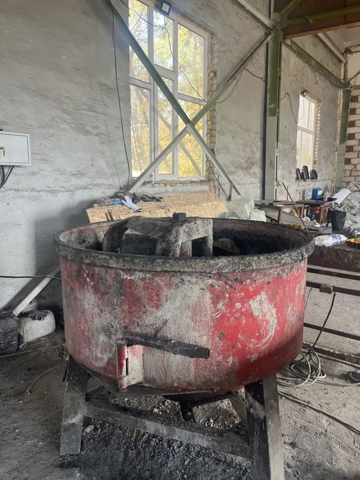Продам бетономешалку