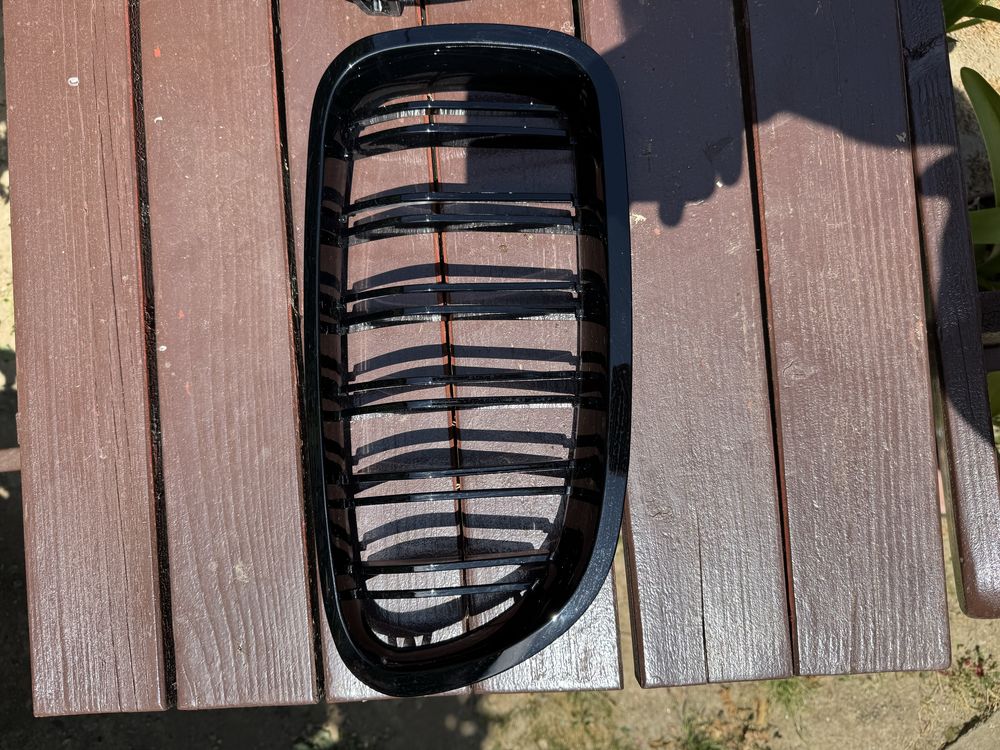 Grile BMW Seria 5 F10•Negru lucios•Noi