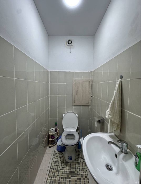 Сергили 9-худудда 3 хонали квартира сотилади