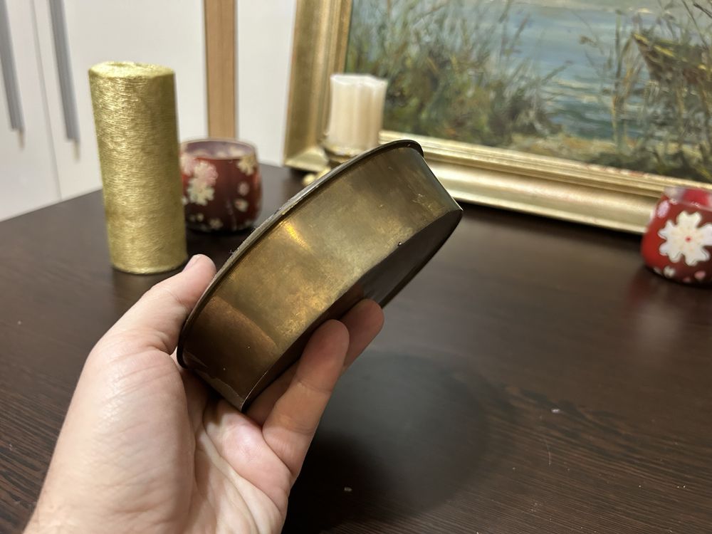 Rt143 cutie bronz emailat 13,5 cm diametru 415g