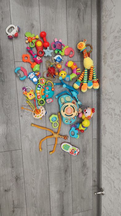 Продам игрушки для детей